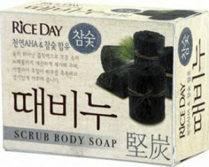 Мыло-скраб CJ LION Rice Day Древесный уголь, 100 гр